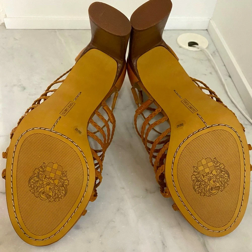 NWOT VINCE CAMUTO Ariah Strappy Sandal Heels - Picture 13 of 14